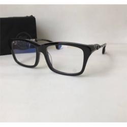 #olschromeglasses Chrome HEARTS ใหม่ ล่าสุด 🤩ตอบโจทย์ทุกความเท่ห์ มีสเน่ห์ สุดๆ MODEL. HOTCOOTER SIZE : 56-18-143 mm Color : black อุปกรณ์ครบเซทใหญ่ตามแบรนด์ : Full set ✅รับประกันความพอใจ👍🏼 ***ถ่ายจากสินค้าจริง