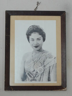 ภาพถ่ายขาวดำเก่า (พร้อมกรอบ)