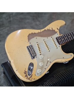 (BRAND NEW) JOHN CRUZ CUSTOM GUITARS - CROSSVILLE ST , VINTAGE WHITE "BATTLE AXE" #JC01010622 (2022)