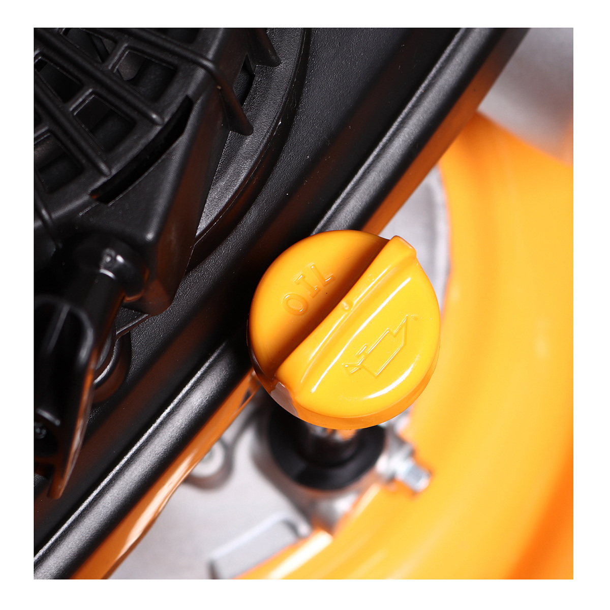 INGCO GLM141181 รถเข็นตัดหญ้า 18" เบนซิน 4HP มีถุงเก็บหญ้า