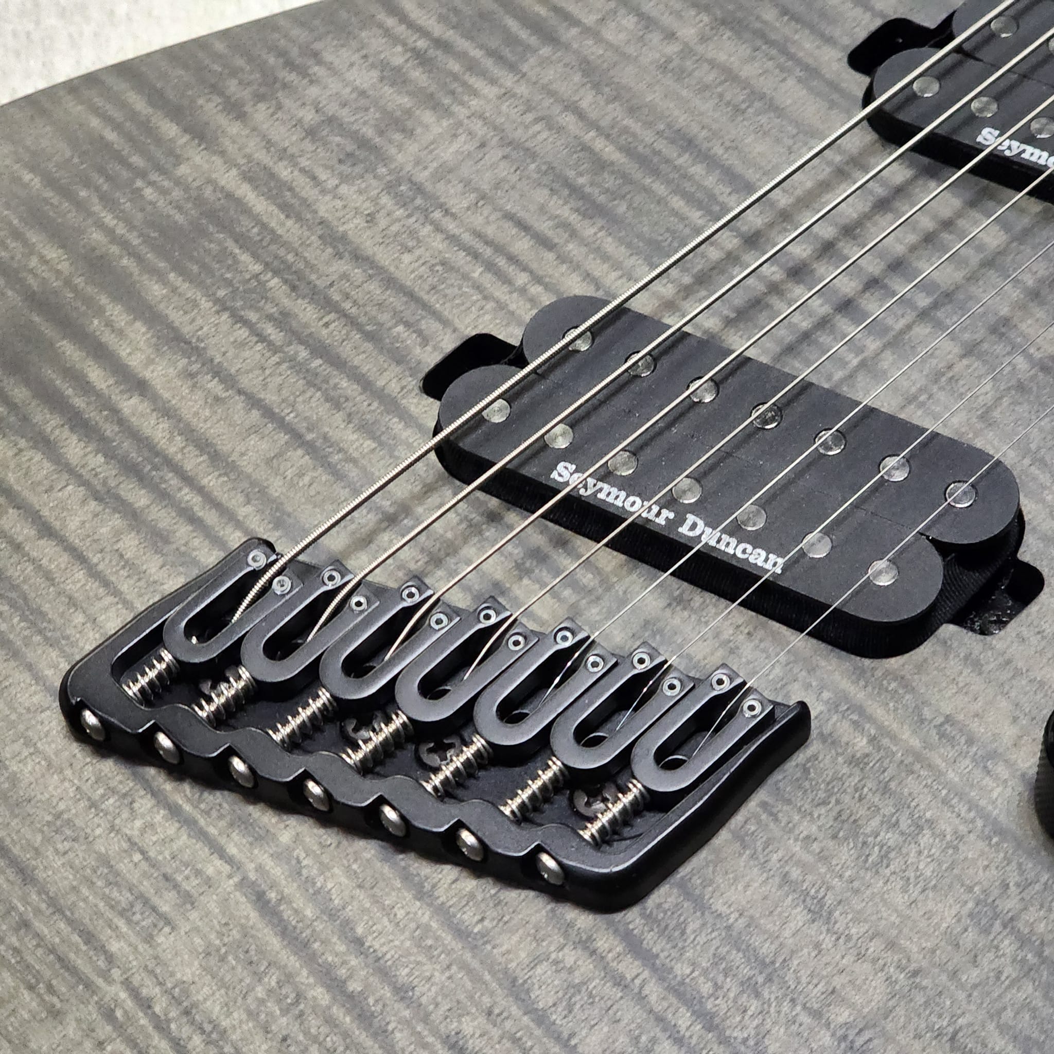 (USED) ESP / LTD DELUXE M-1007M5 Fanned Fret Multi Scale