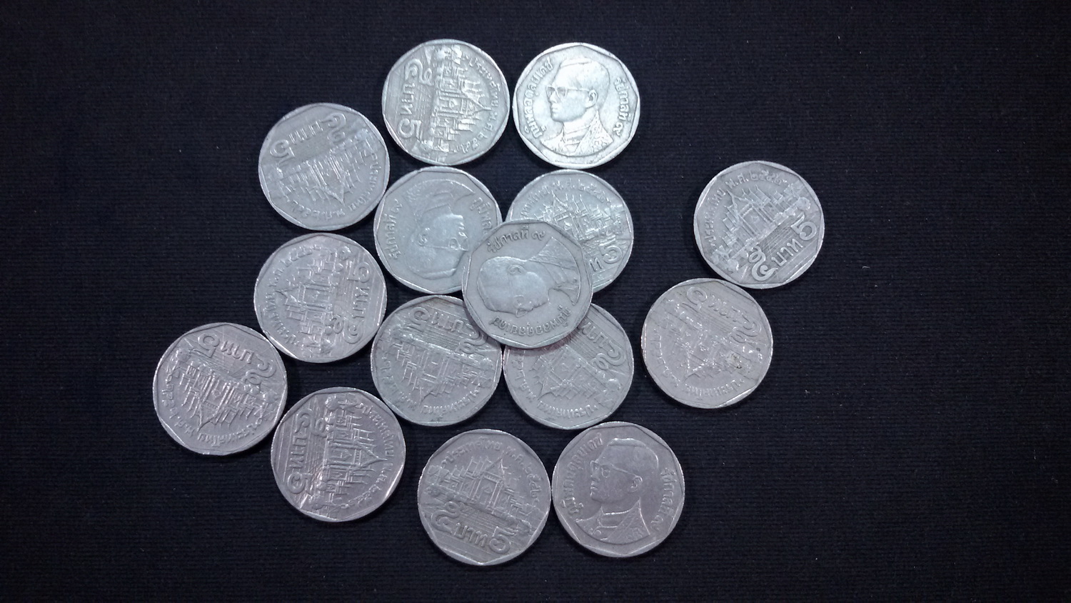 เหรียญ 5 บาท ปี42 ผ่านใช้ หายาก