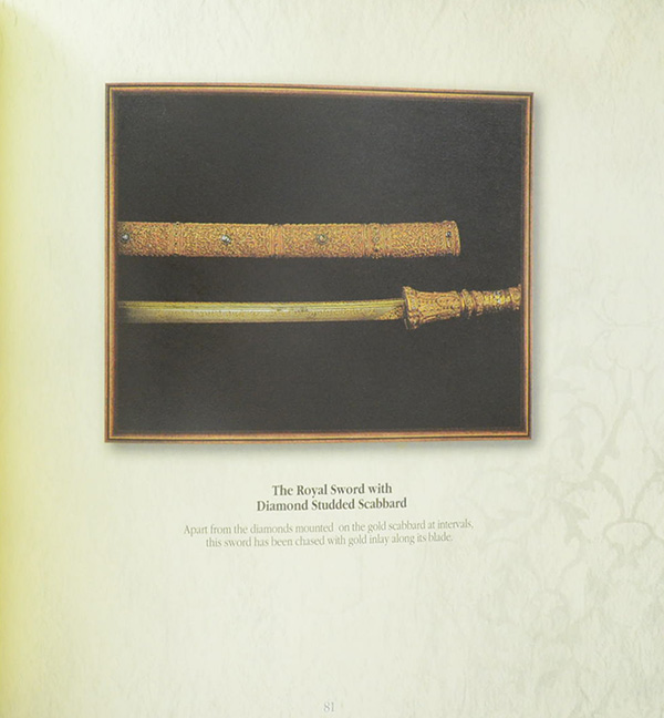 พระมหากษัตริย์ในพระบรมราชจักรีวงศ์ (3 เล่ม / ภาษาไทย-อังกฤษ / พร้อมกล่อง)