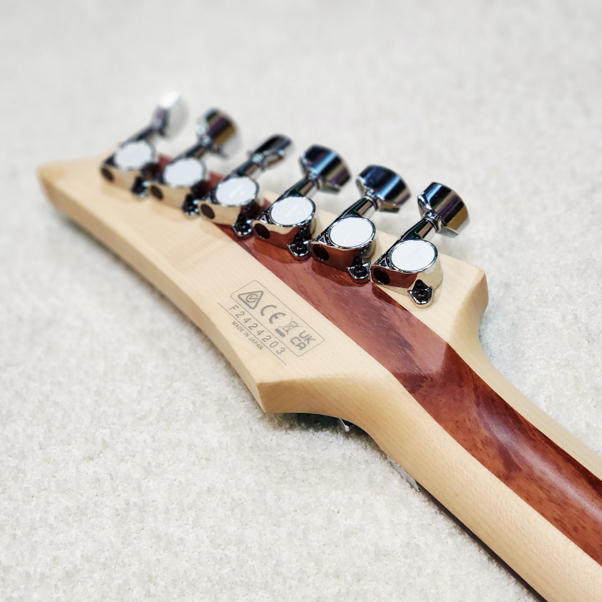 (USED) IBANEZ JS 2410 JOE SATRIANI - SKY BLUE