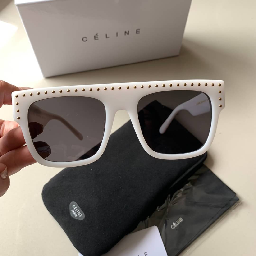 #olscelineglasses ❄️ NEW CELINE FLAT WHITE ❄️ งานเกรด Hi end ปั้มโลโก้ทุกจุด เทียบแท้1:1 Sz. 55-21-145 mm Col. White Pr. 1,700.- อุปกรณ์ครบเซทใหญ่ตามแบรนด์ : Full set ✅รับประกันความพอใจ👍🏼 ***ถ่ายจากสินค้าจริง เกรด Hi e
