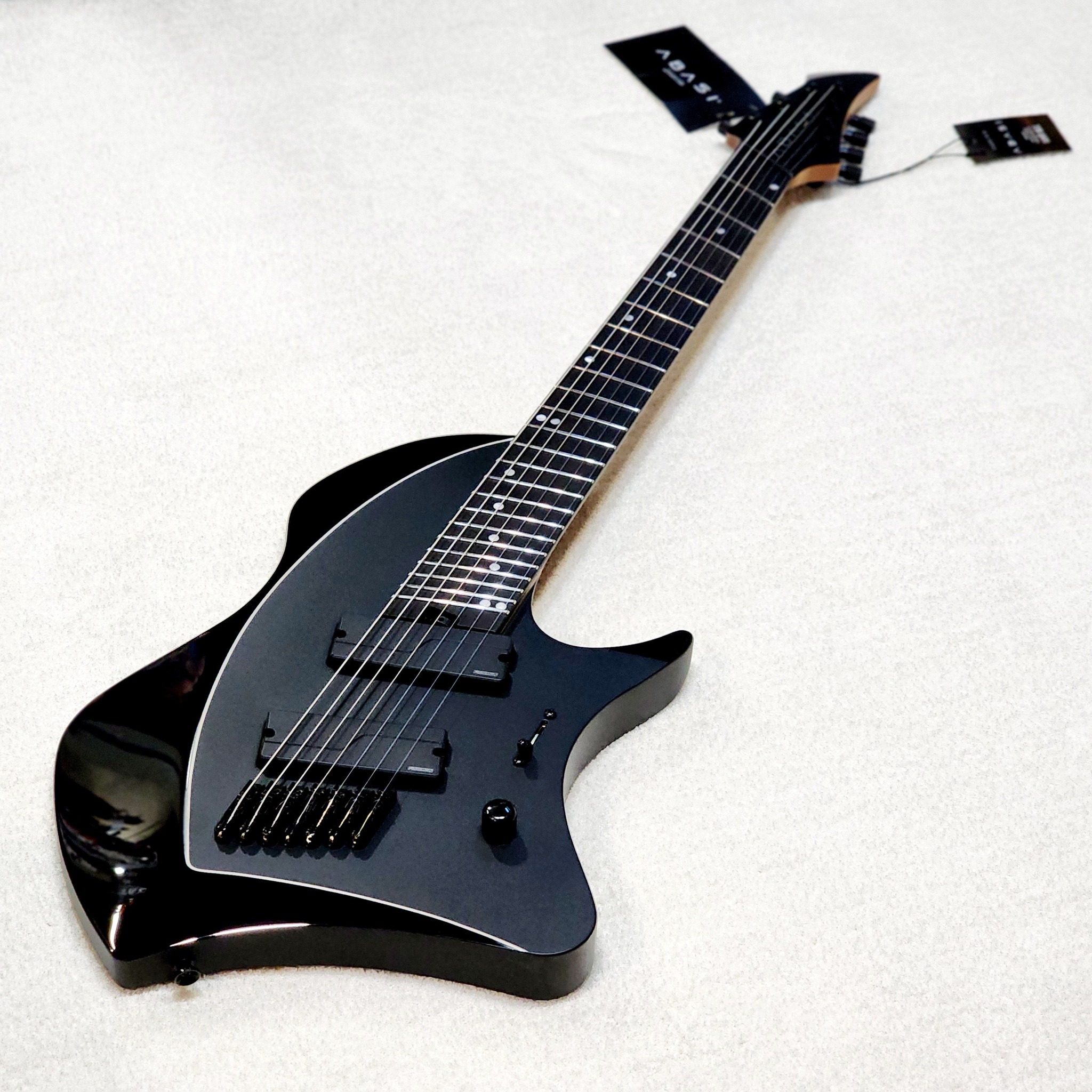ABASI // LARADA 7 // MASTER SERIES // BLACK