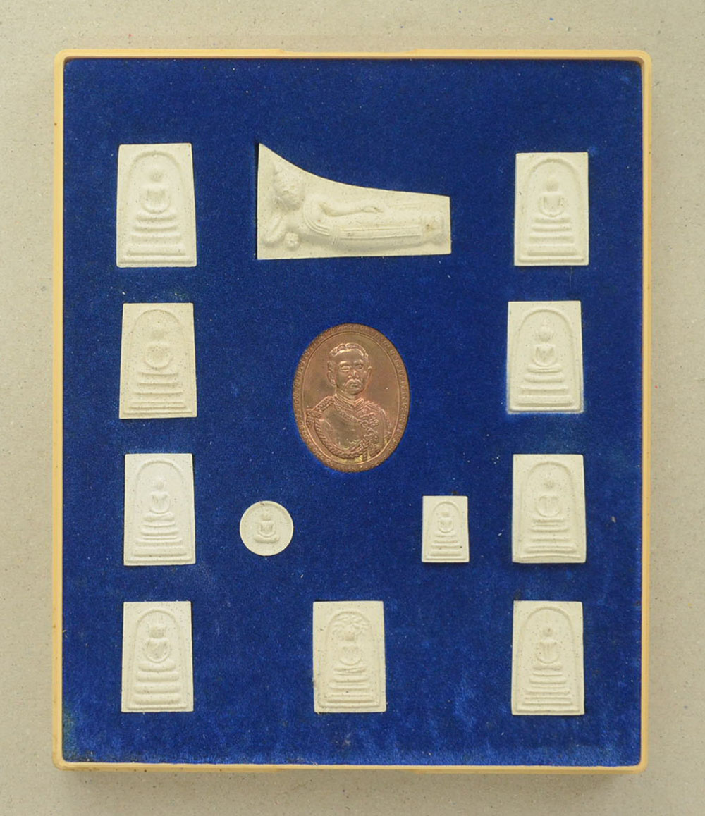 สมเด็จพระพุทฒาจารย์โต ( 13 องค์ / พร้อมกล่อง)