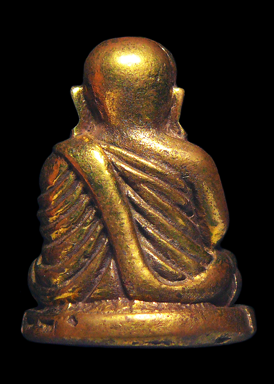 หลวงพ่อเงิน วัดบางคลาน จ.พิจิตร รุ่นเงินล้าน พร้อมกล่อง