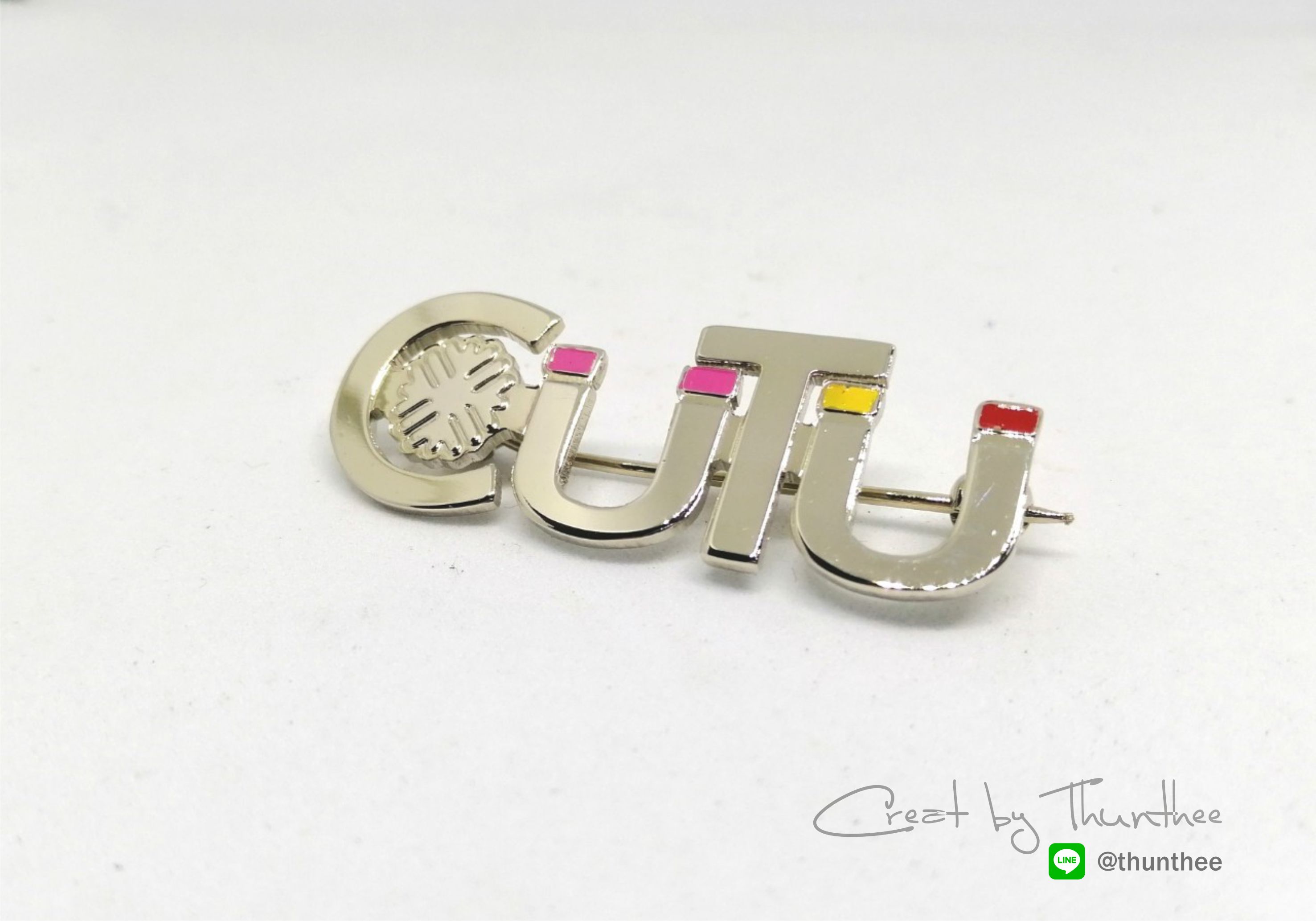 เข็มกลัดฉลุโลโก้