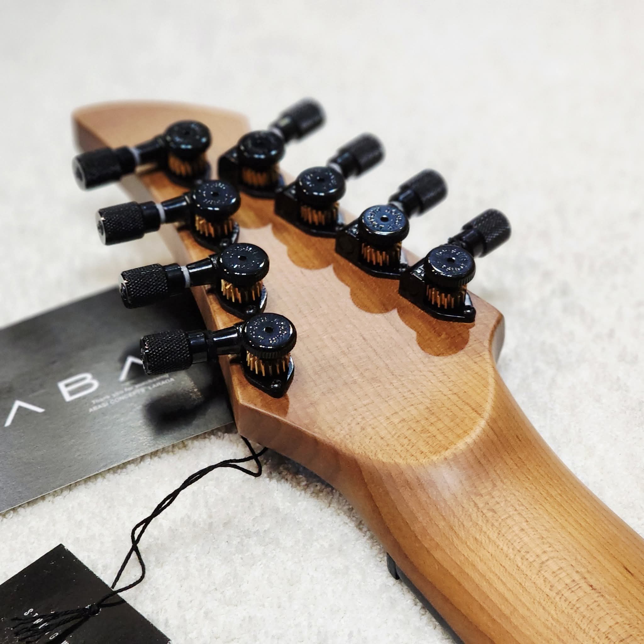 ABASI // LARADA 8 // MASTER SERIES // AUBERGINE