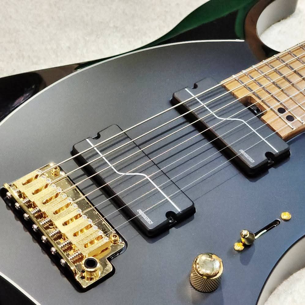 ABASI // EMI 7 // MASTER SERIES // BLACK BEAUTY