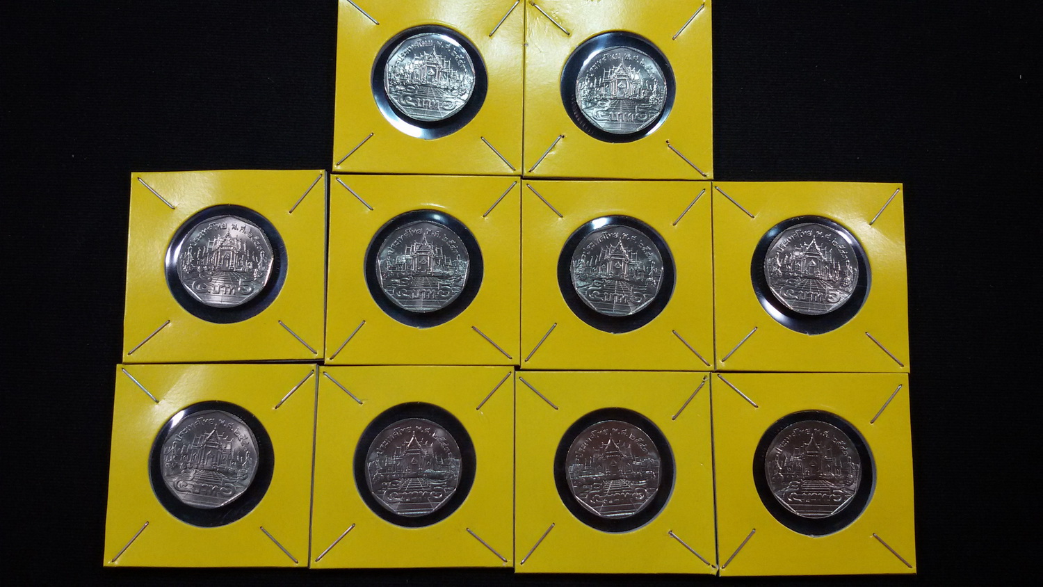 เหรียญ 5 บาท ปี43 UNC หายาก