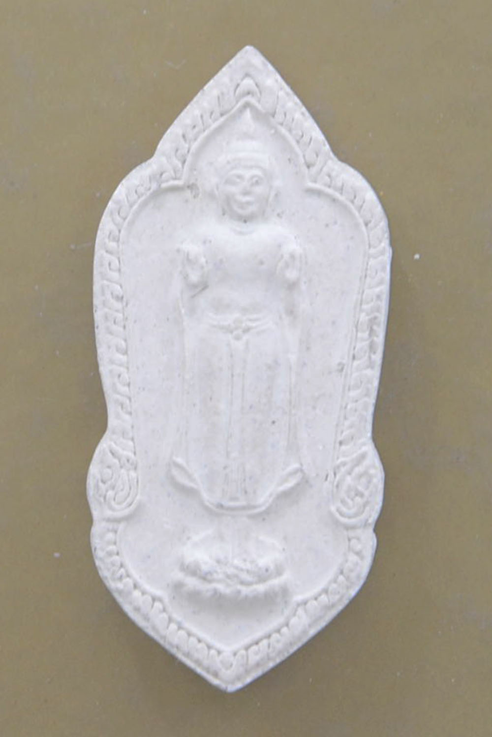 หลวงพ่อพระครูเดช (8 องค์ / พร้อมกล่อง)