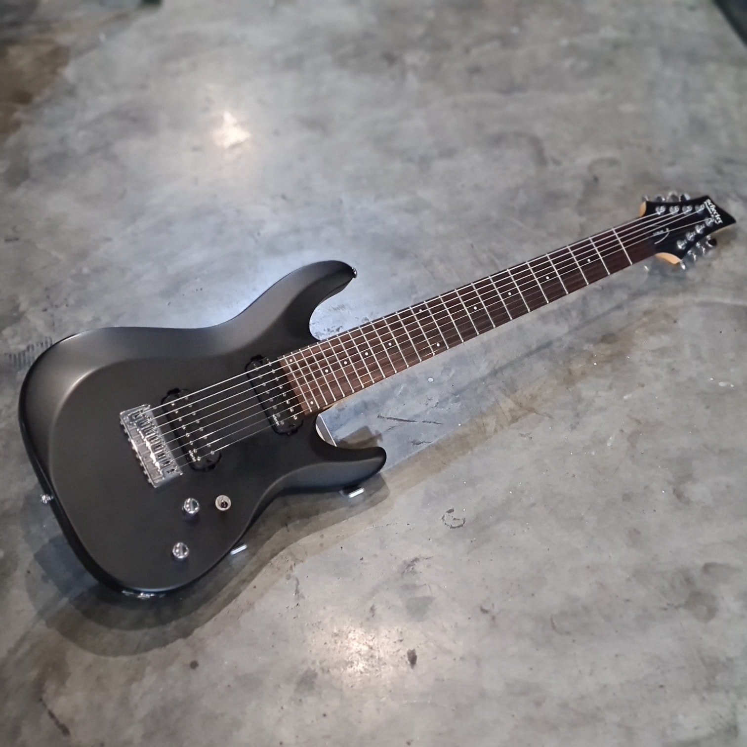 (USED) SCHECTER C8-ELITE SATIN BLACK