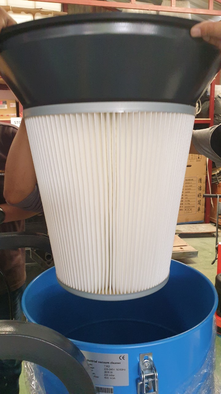 VC65 เครื่องดูดฝุ่นอุตสาหกรรม ขนาด 50 ลิตร (Blue)