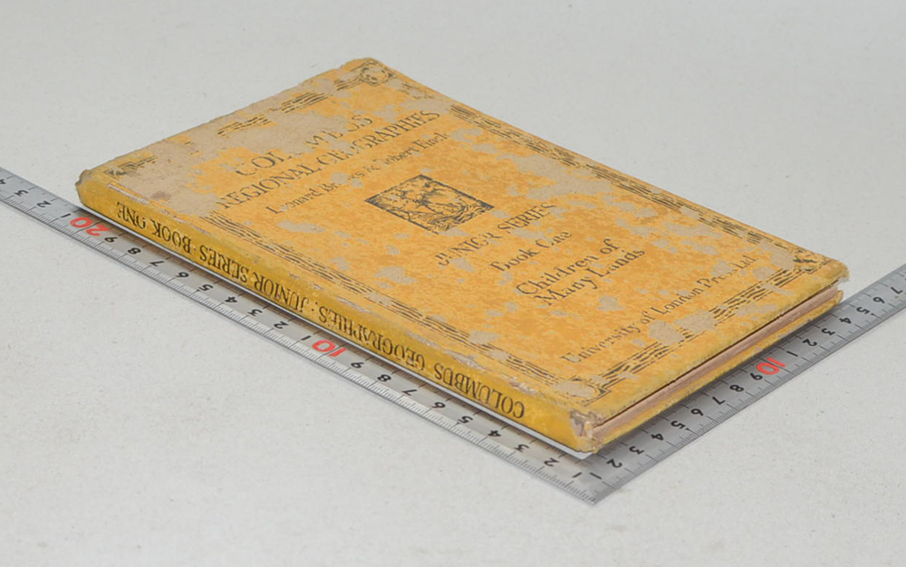 COLUMBUS REGIONAL GEOGRAPHIES JUNIOR SERIES BOOK I CHILDREN OF MANY LANDS (ขายตามสภาพ)