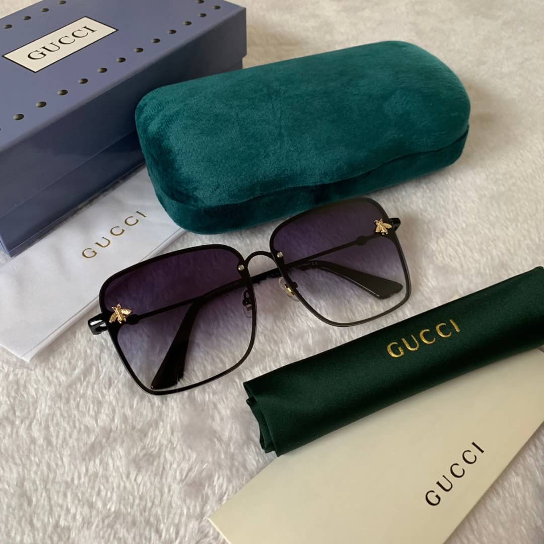 #olsgucciglasses เซทใหม่ Gucci GG2200 แว่นตาทรงเหลี่ยม เจาะเลนส์ งานสวยมาก 🤩🤩🤩พร้อมส่ง งาน hiend 1:1🤩🤩🤩 พร้อมเซทกำมะหยี่ กล่องนอกสีน้ำเงิน Sz.62-13-145 mm Col. ดำทอง, ดำล้วน (เลนส์ไล่เฟรททั้ง2คะ)
