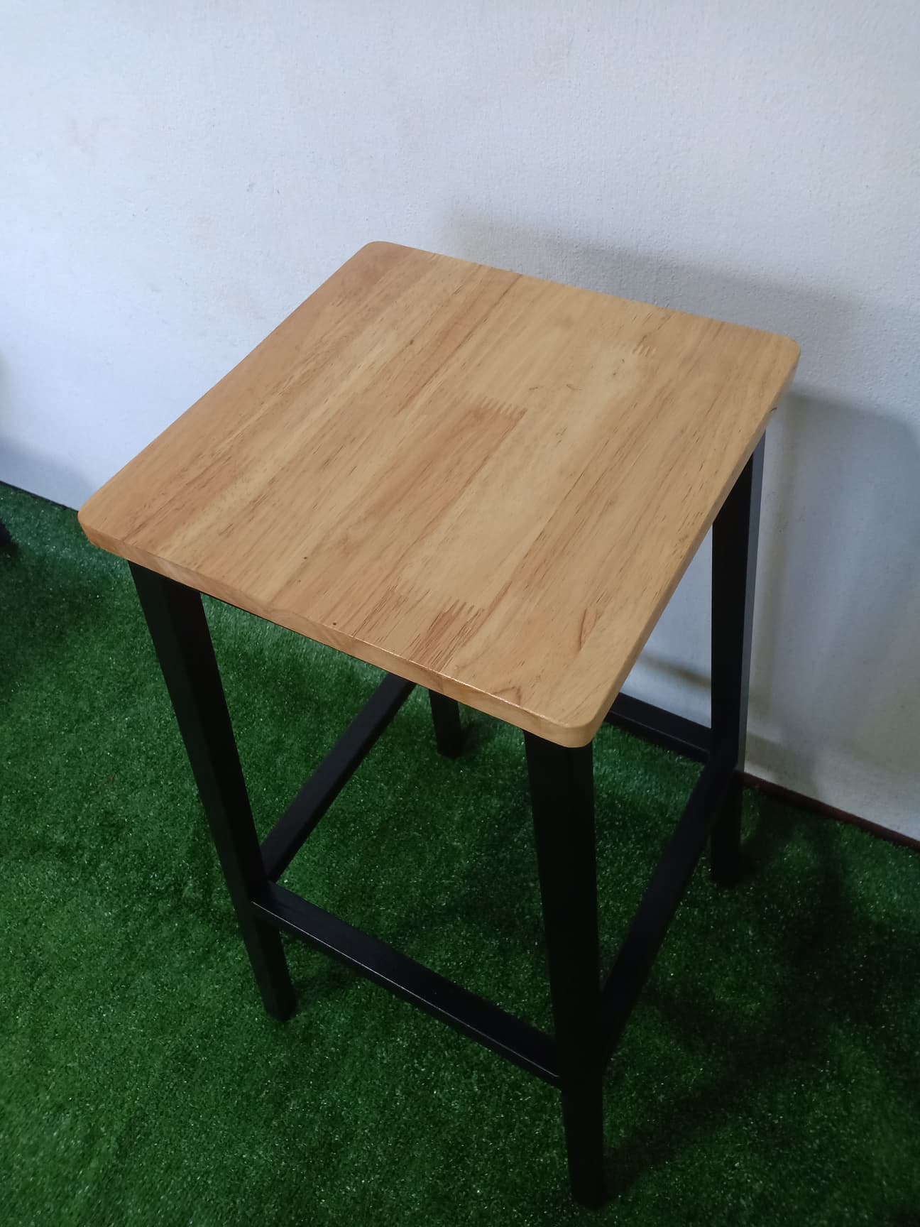 เก้าอี้บาร์ หัวโล้น 30x30 รหัส CB001