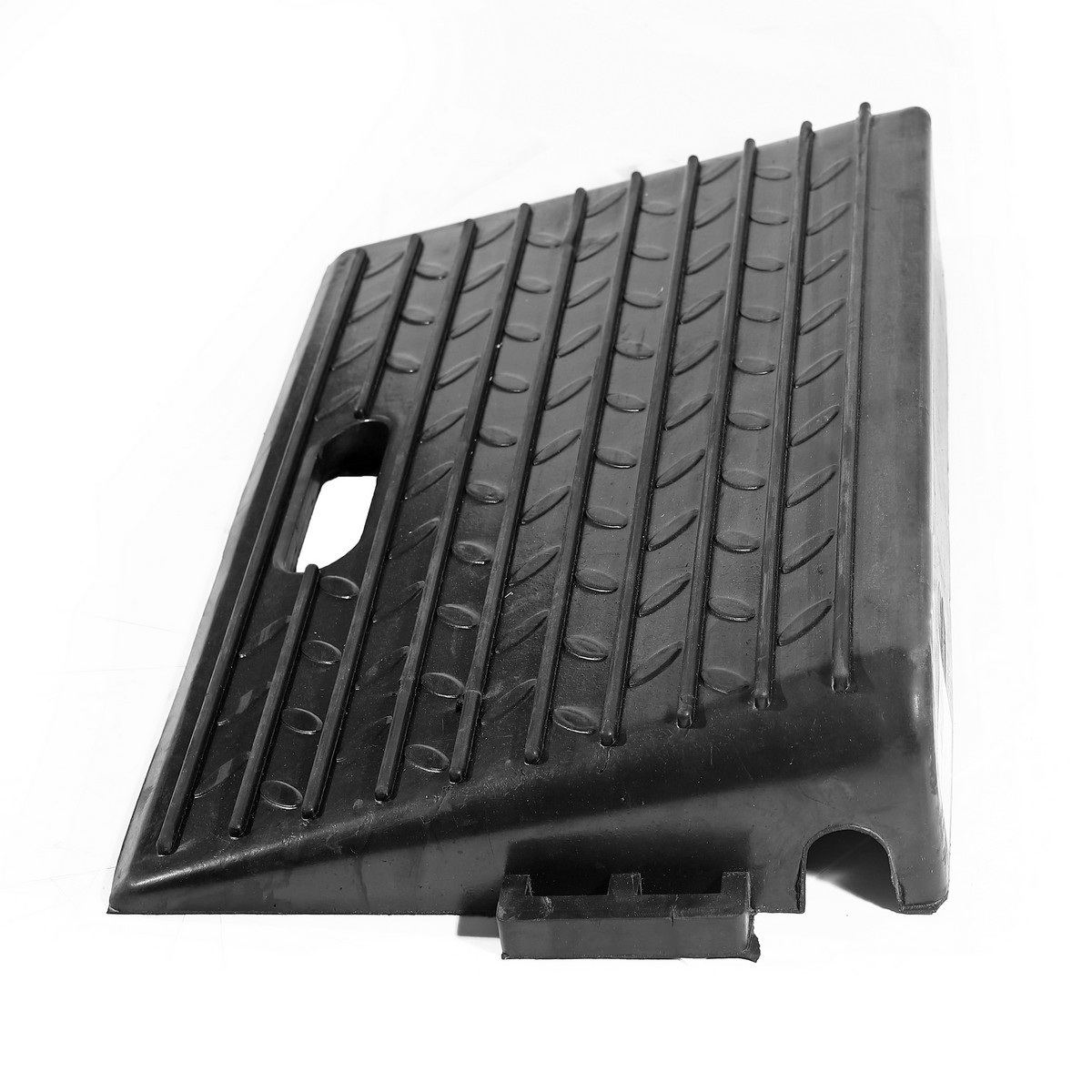 POLO ยางปีนฟุตบาทสีดำ 50x30x11cm