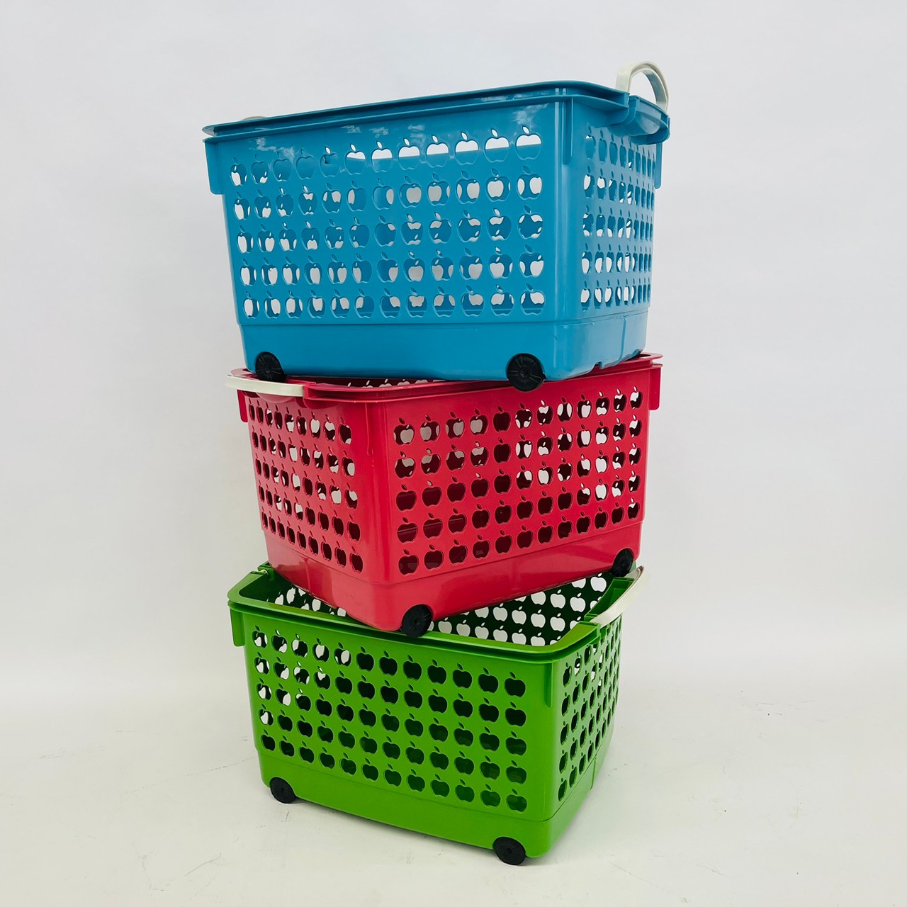 ชมพู ฟ้า เขียว