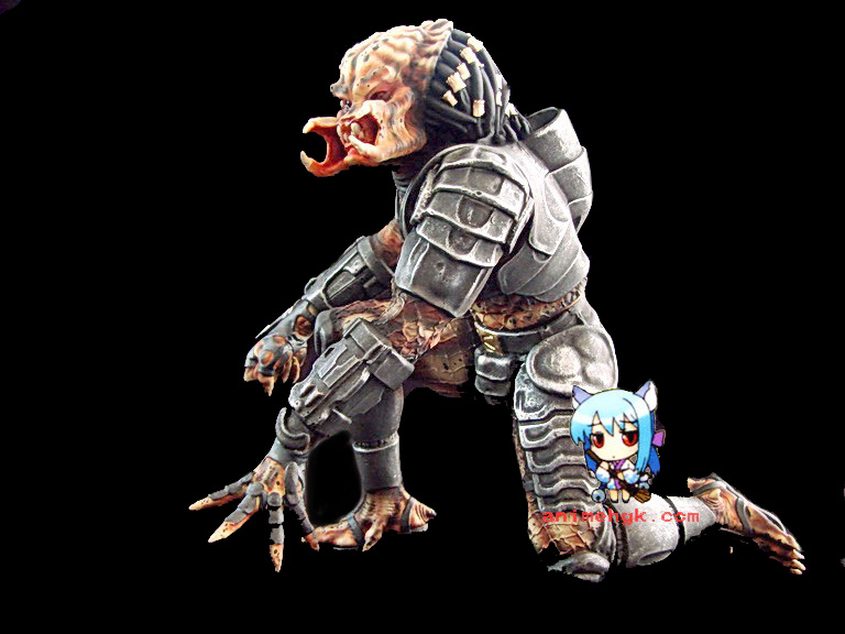 Predator sitting Crawl 1/6