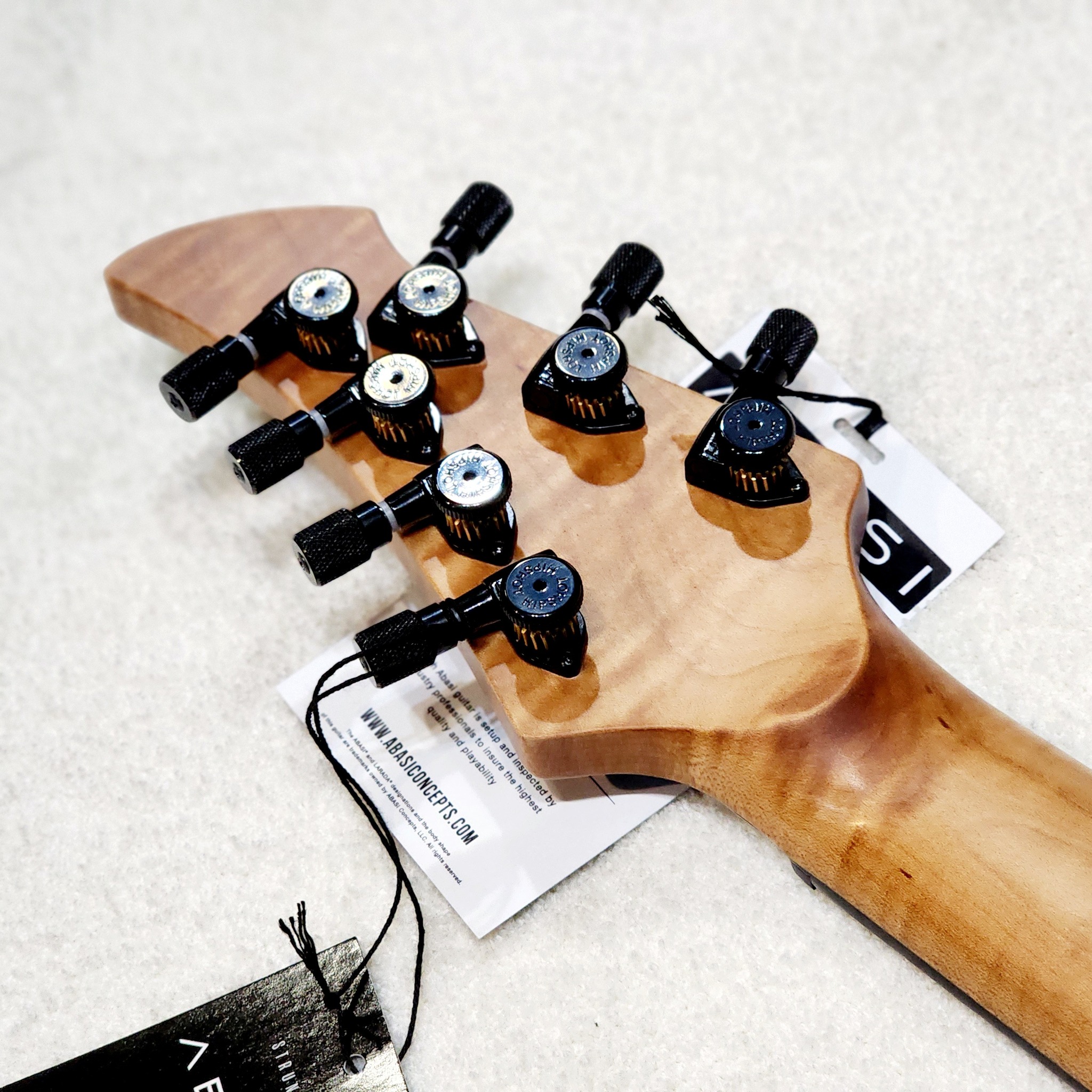 ABASI // LARADA 7 // MASTER SERIES // BLACK