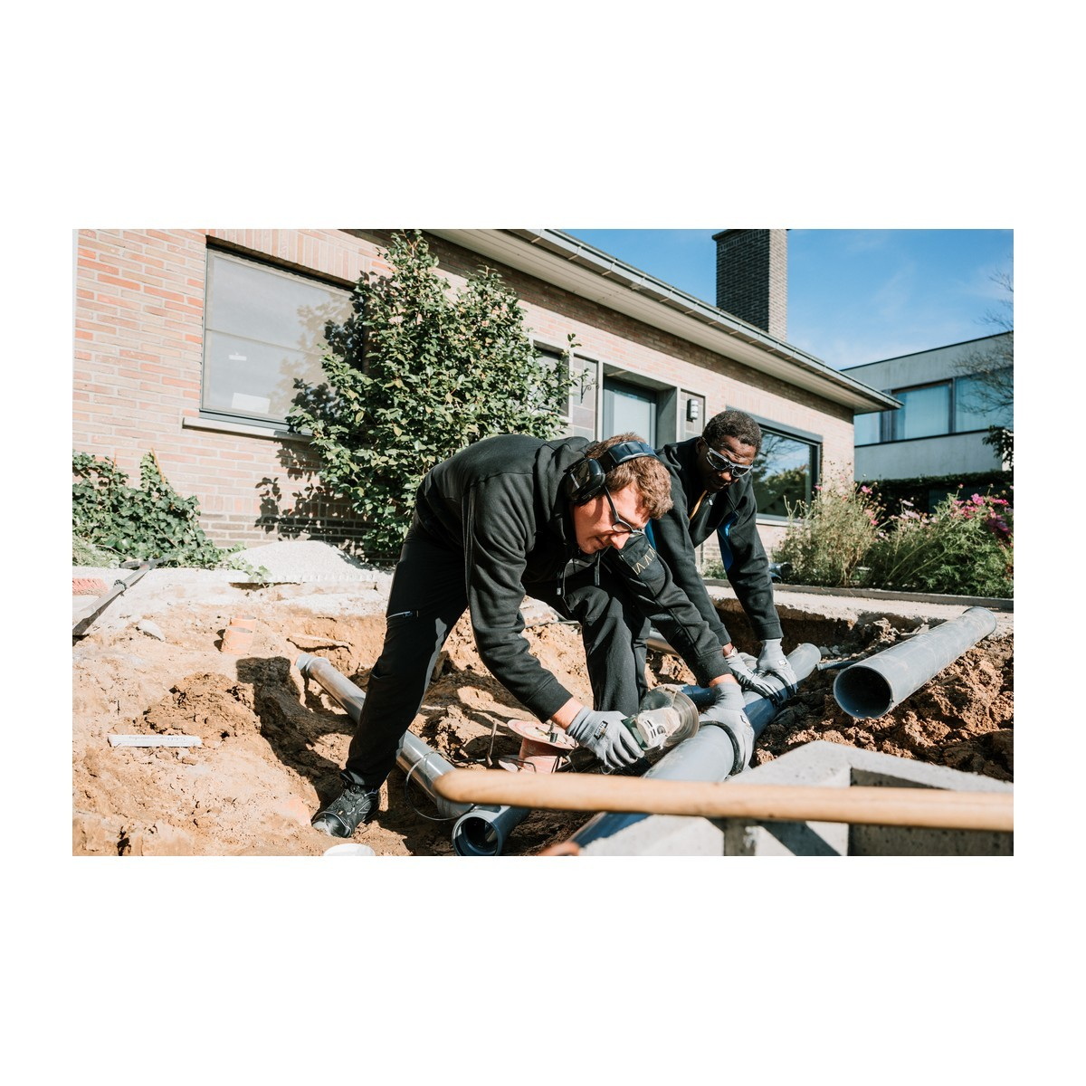 JOGGER รุ่น ETOSHA II ที่ครอบหูลดเสียง SNR:27dB