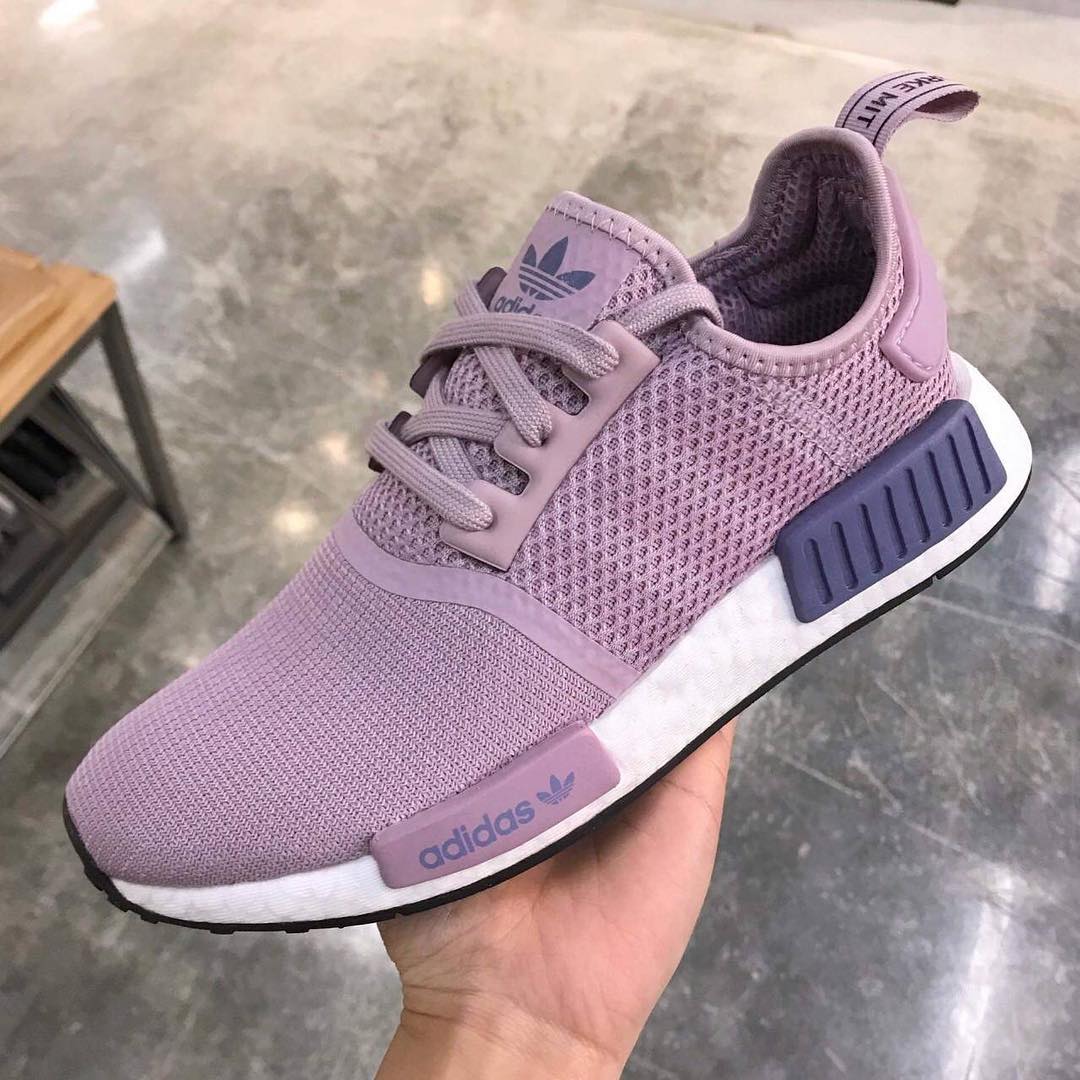 NMD R1 ม่วงอ่อน