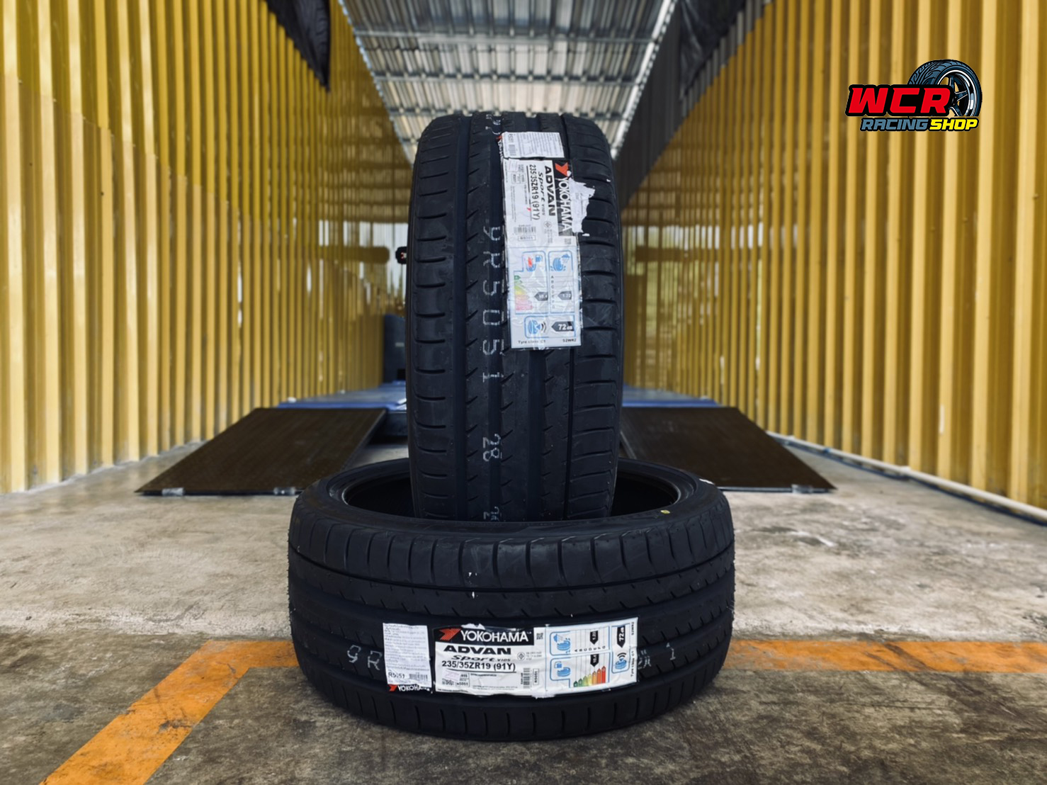 ยาง YOKOHAMA ADVAN Sport V105 ขนาด 235/35-19
