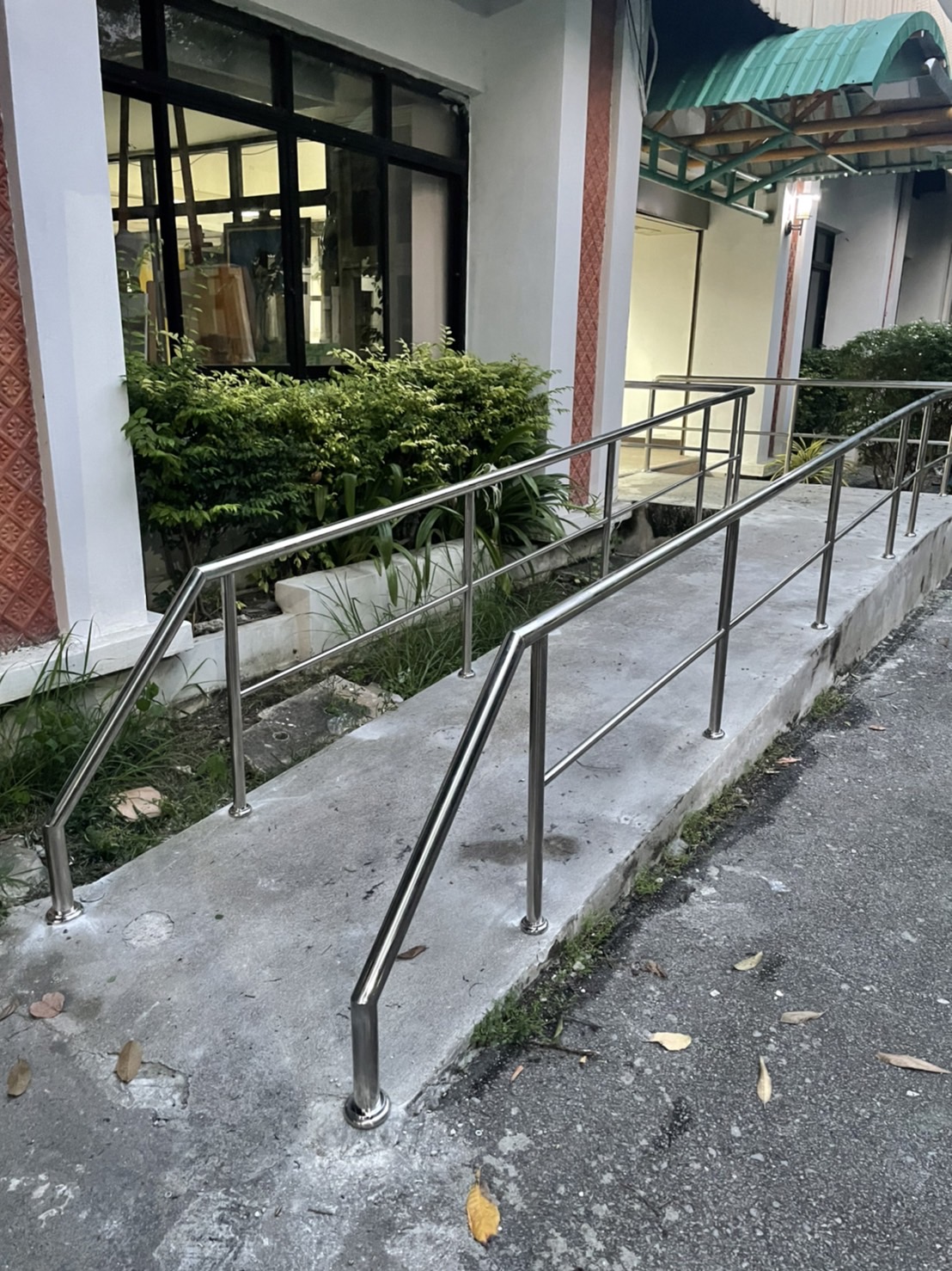 ราวบันไดสแตนเลส 304