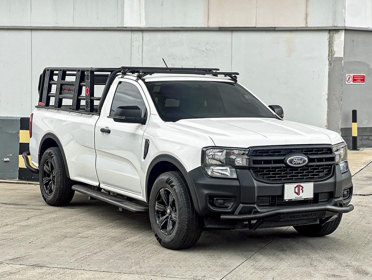 ชุดเเต่ง OUTLANDER4X4 ชุดเเต่งออฟโรด คอกกระบะเมทริกซ์ ford FordNextGen