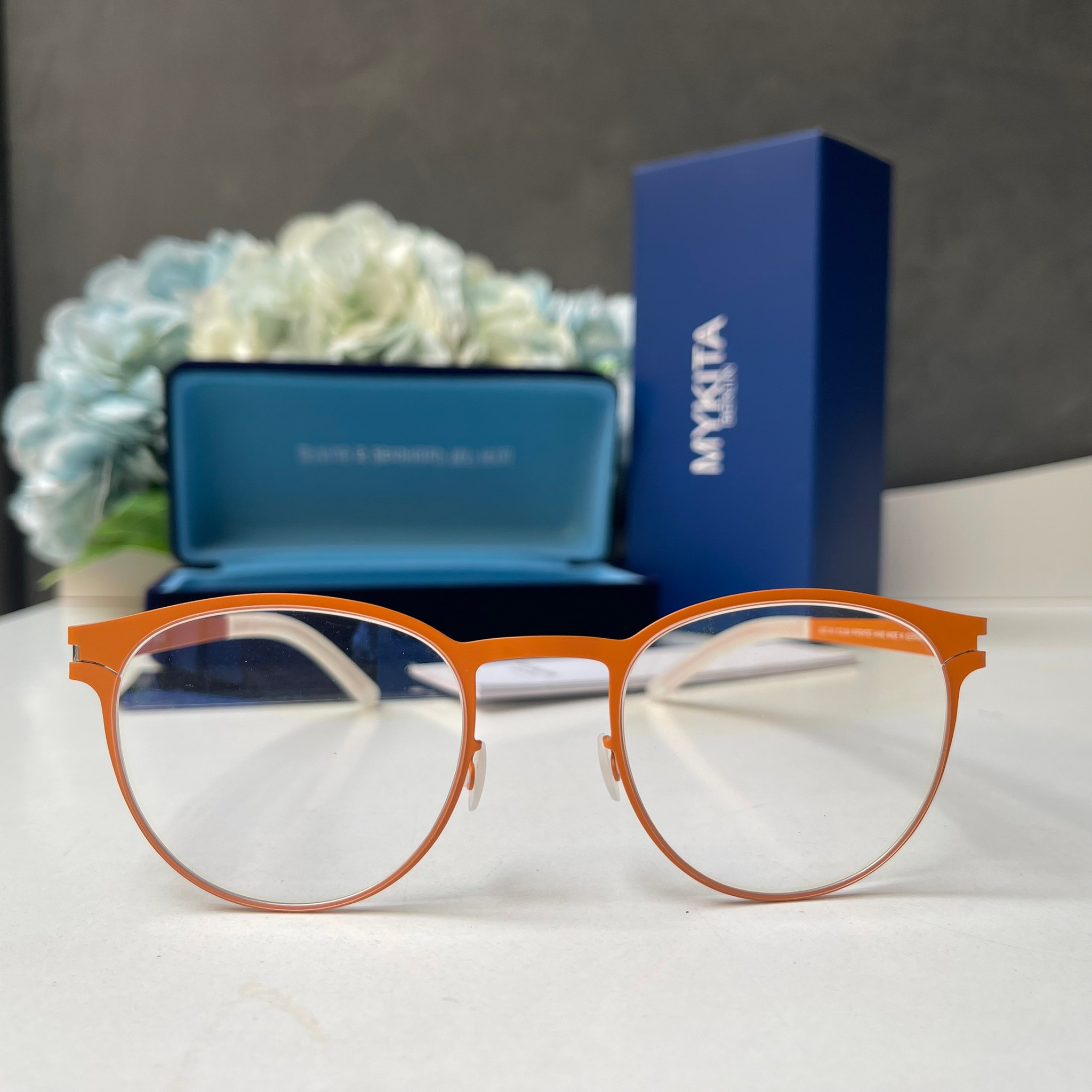 พร้อมส่ง กรอบแว่น MYKITA •ALEXANDER• 🔥🔥🔥วัสดุไทเทนี่ยม ขาไร้น๊อต บานพับซุปเปอร์ล็อค Made in germany🔥🔥🔥 Sz. 50-23-140 mm Col. Check Full set 1880.- Contact us 🆔 http://line.me/ti/p/%40kwi1088c Website