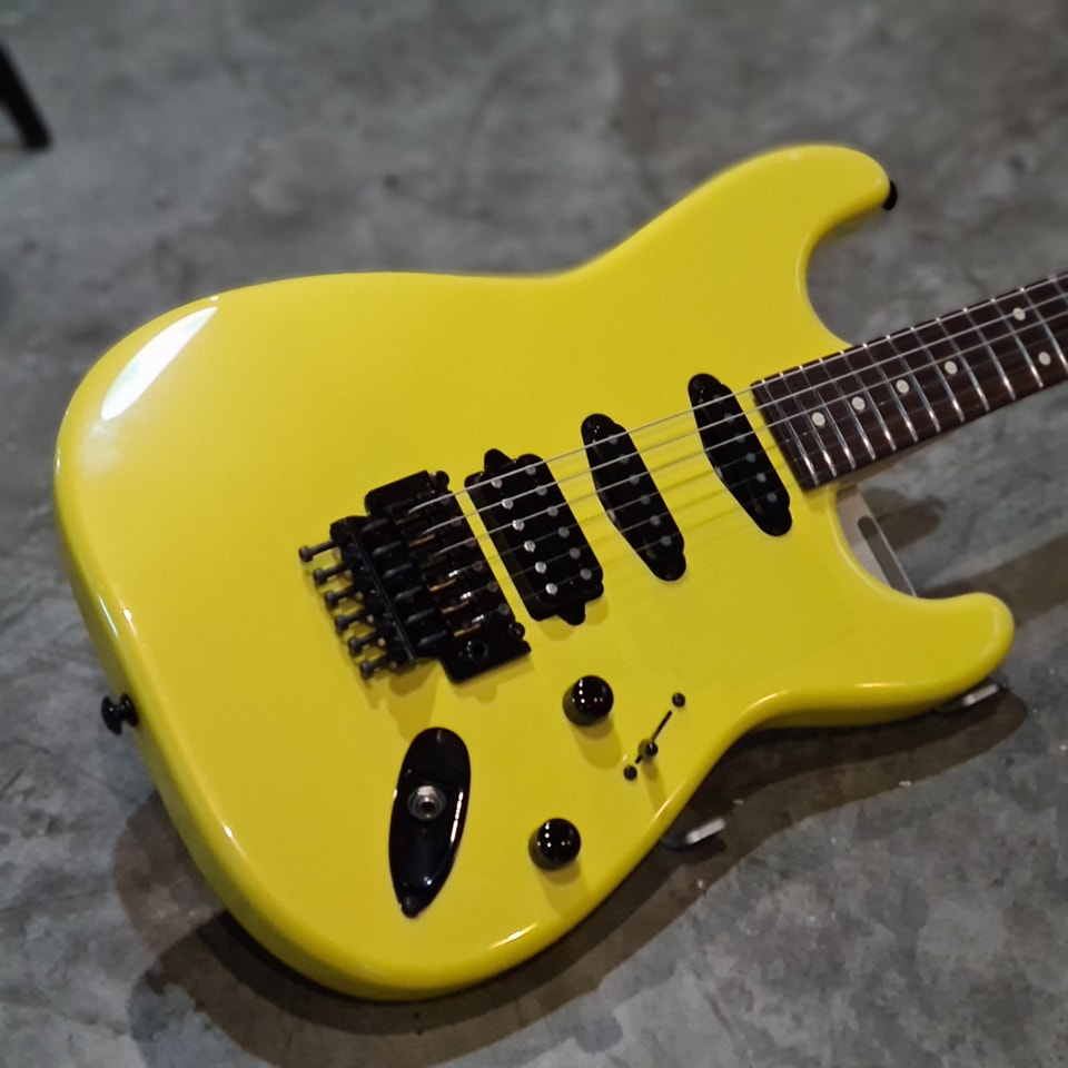 (USED) Suhr J Select Classic S FRT สี Yellow Lemon Freeze ปี 2019