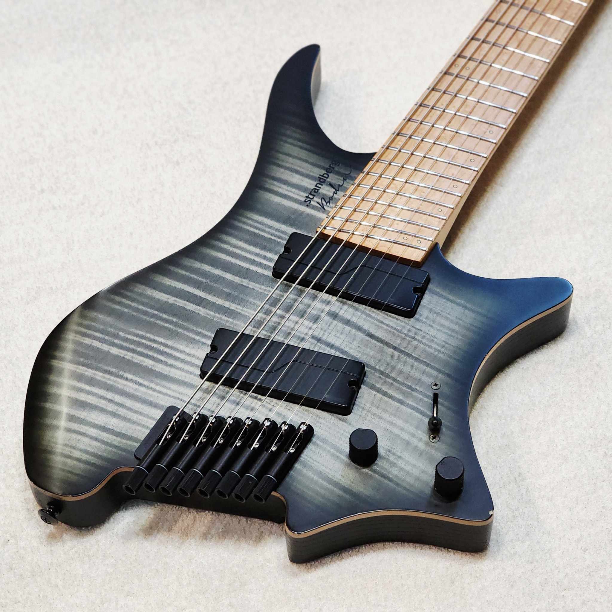 (USED) STRANDBERG ORIGINAL NX 8 - CHARCOAL BLACK
