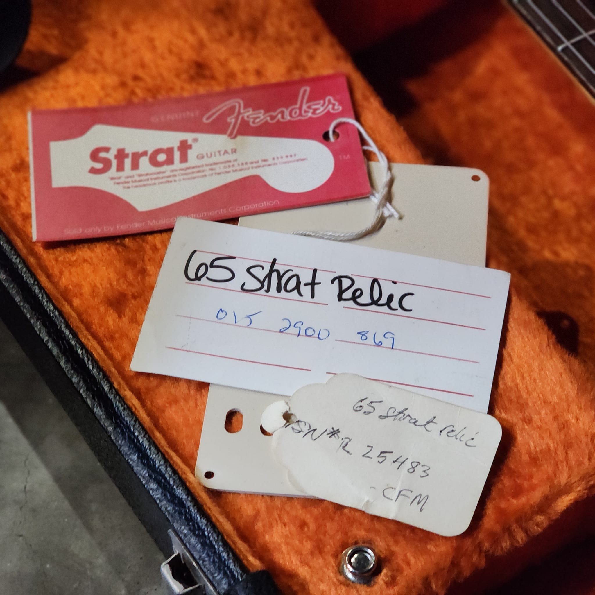 (USED) FENDER Custom Shop Stratocaster RE65 Relic Charcoal Frost Metallic 2005 SERIAL # R25483