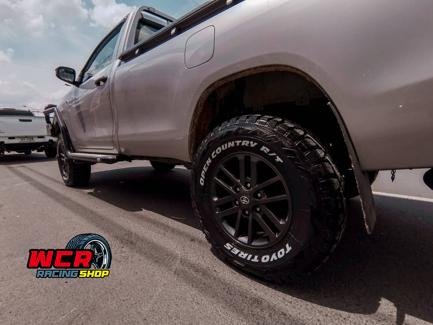 TOYO TIRES OPEN COUNTRY R/T 265/70R17 ปี21
