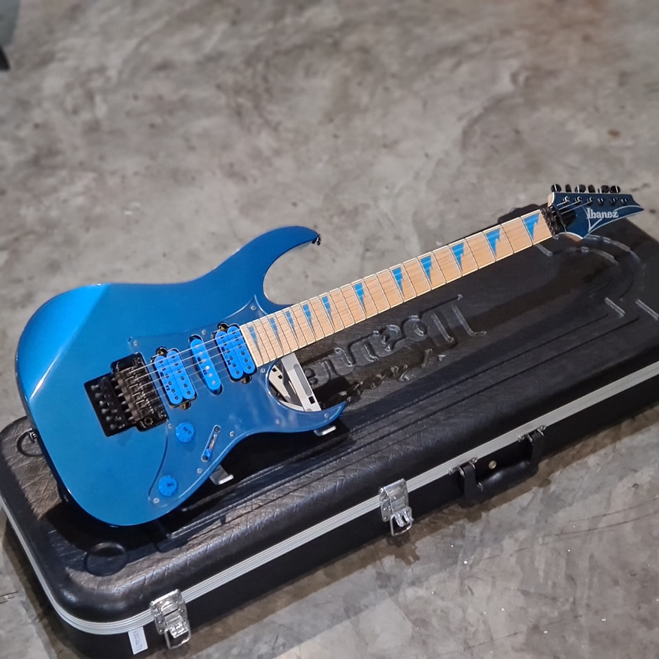 (USED) Ibanez RG770DXLB Laser Blue Reissue