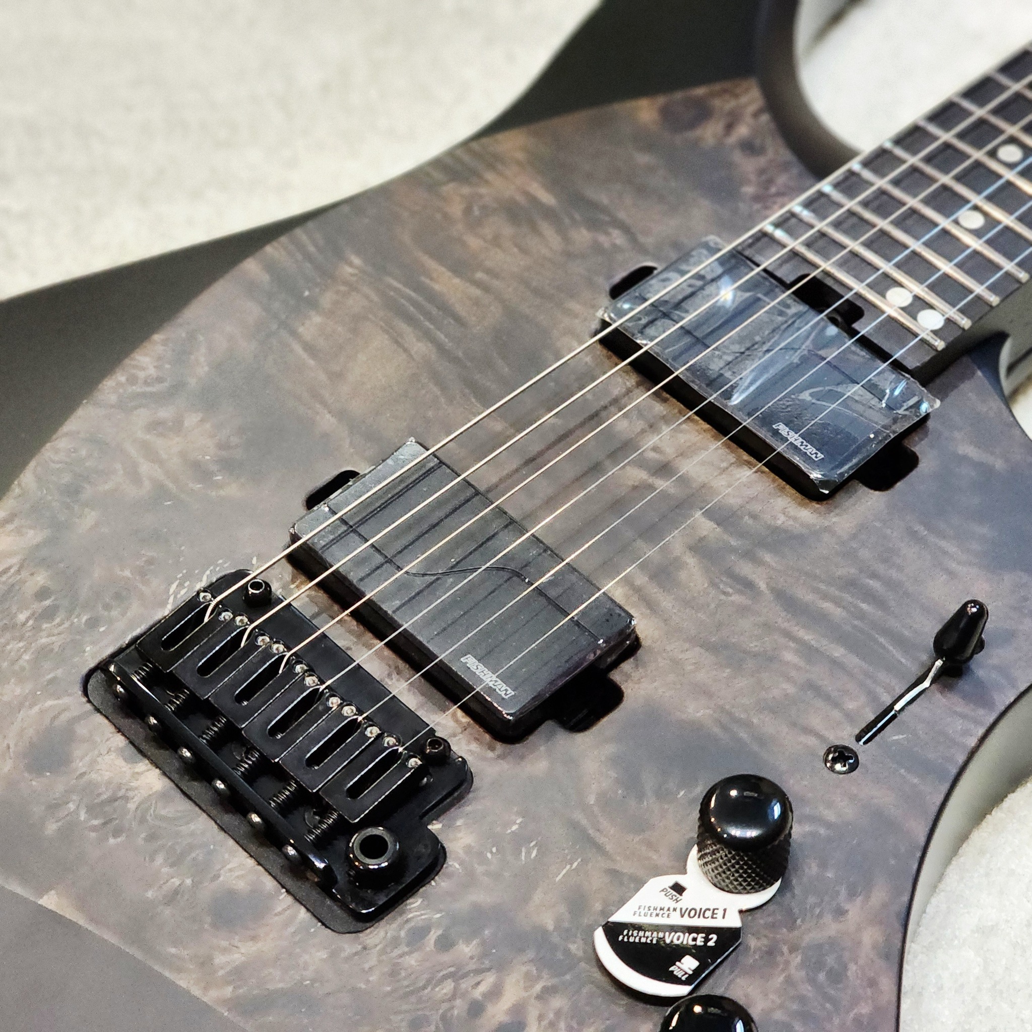 ABASI // EMI 6 // LEGION // CHARCOAL BURL (DAO KANONG BRANCH ONLY)