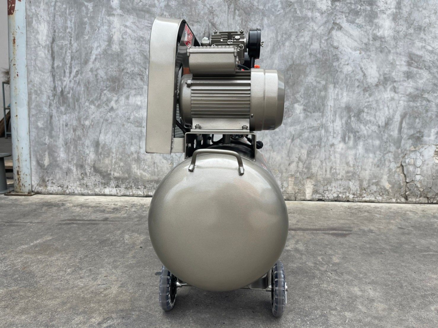 SUMO JV0.30/8T100 ปั๊มลมสายพาน 100L 3HP/220V