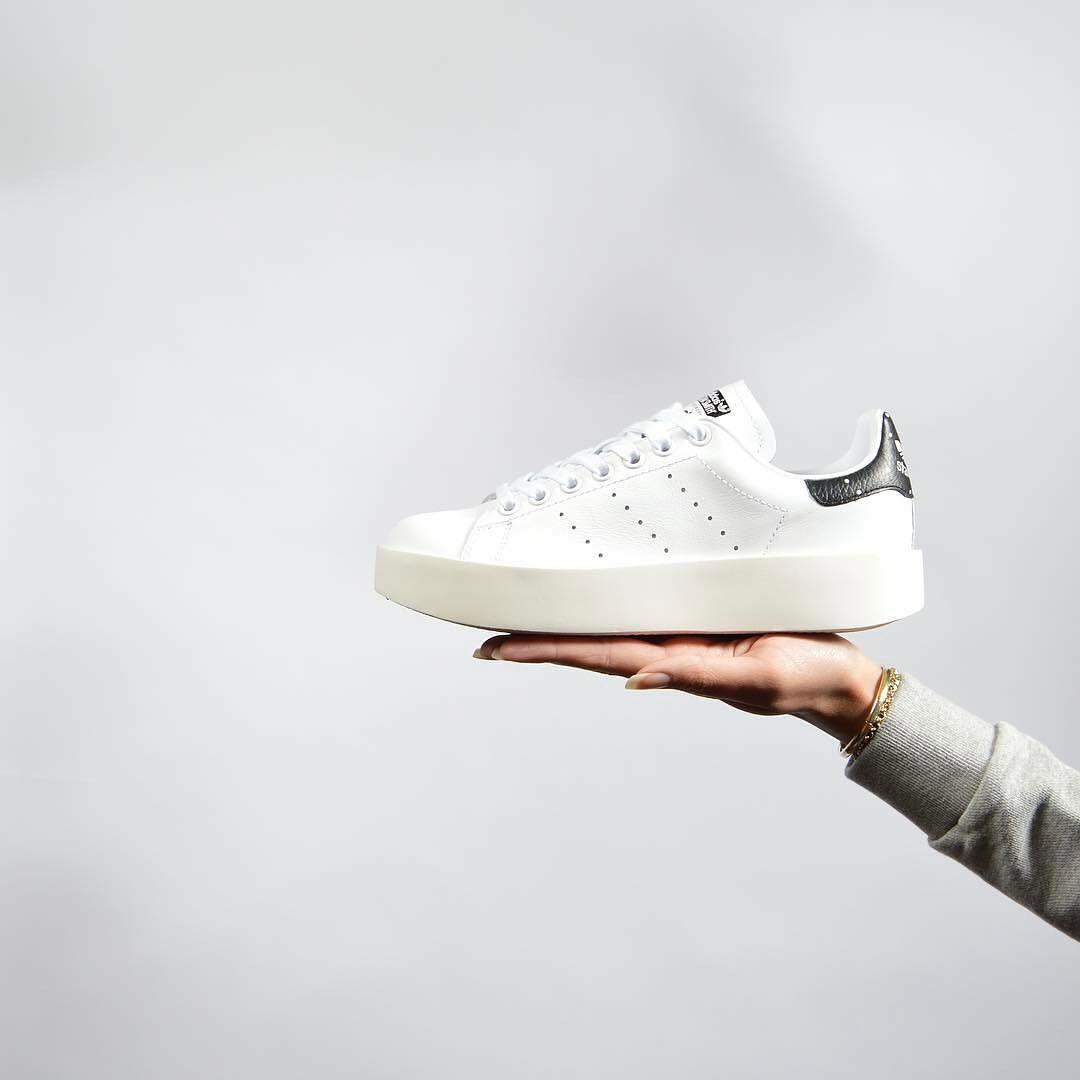 Stan Smith Bold Dot