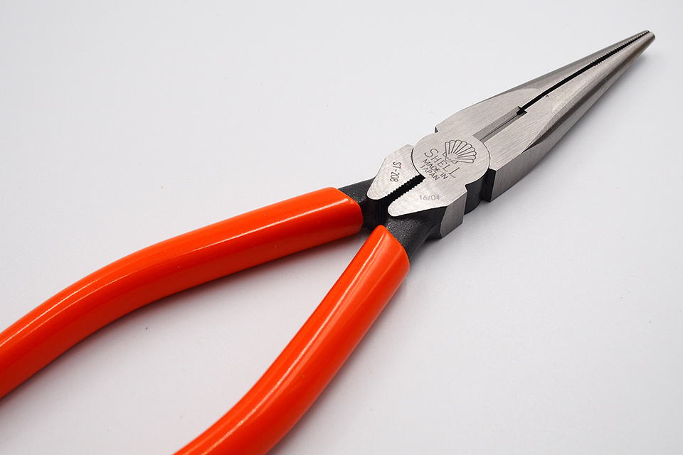 คีมปากแหลม SHELL ขนาด : 6" (ST-216) , 8" (ST-208)