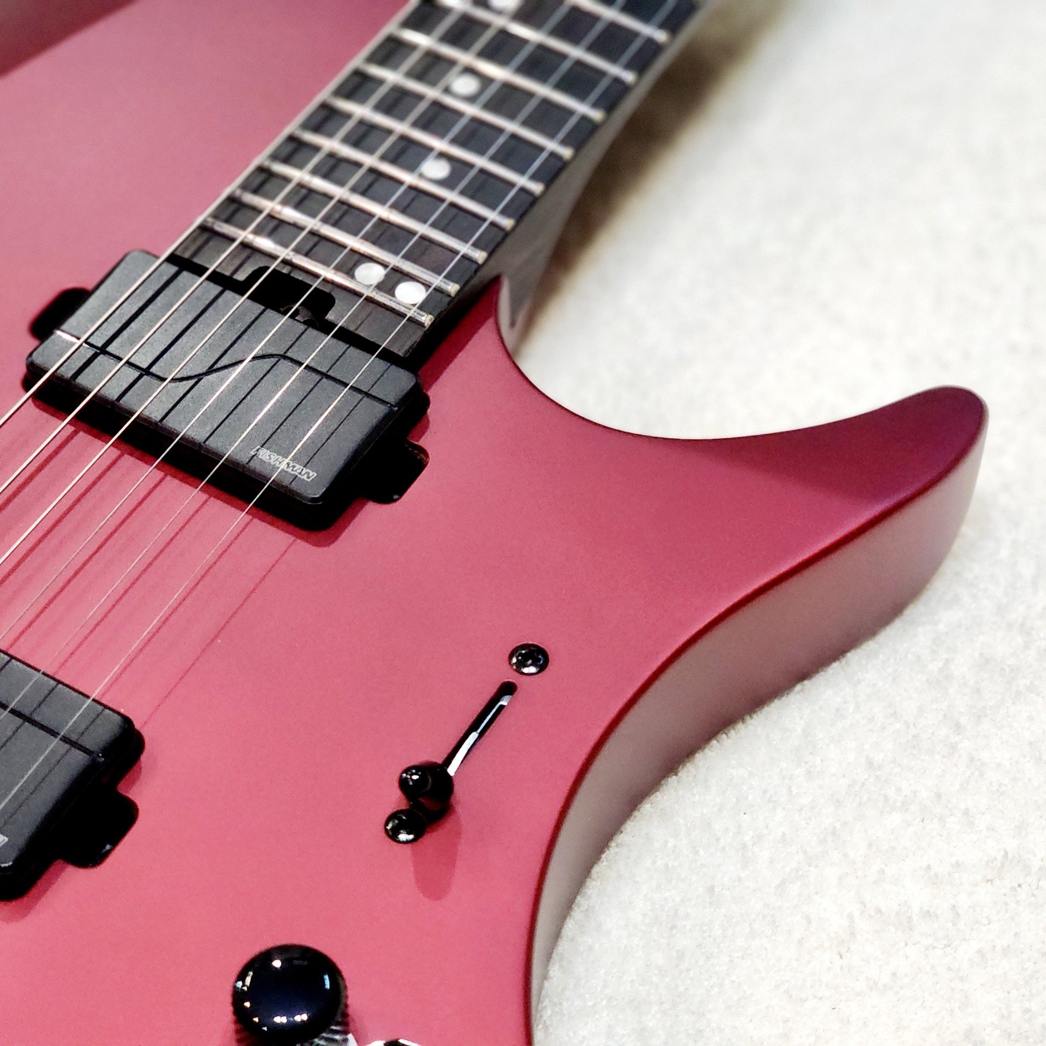 ABASI // LARADA 6 // LEGION // CRIMSON METALLIC (FORTUNE TOWN BRANCH ONLY)