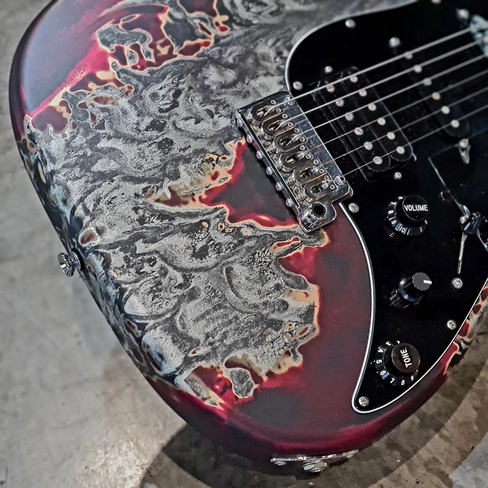 (USED) James Tyler USA - Studio Elite Burning Water 2K Matching Headstock