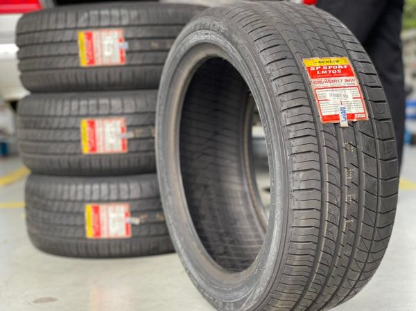 โปร DUNLOP LM705 235/45R17 ปี19