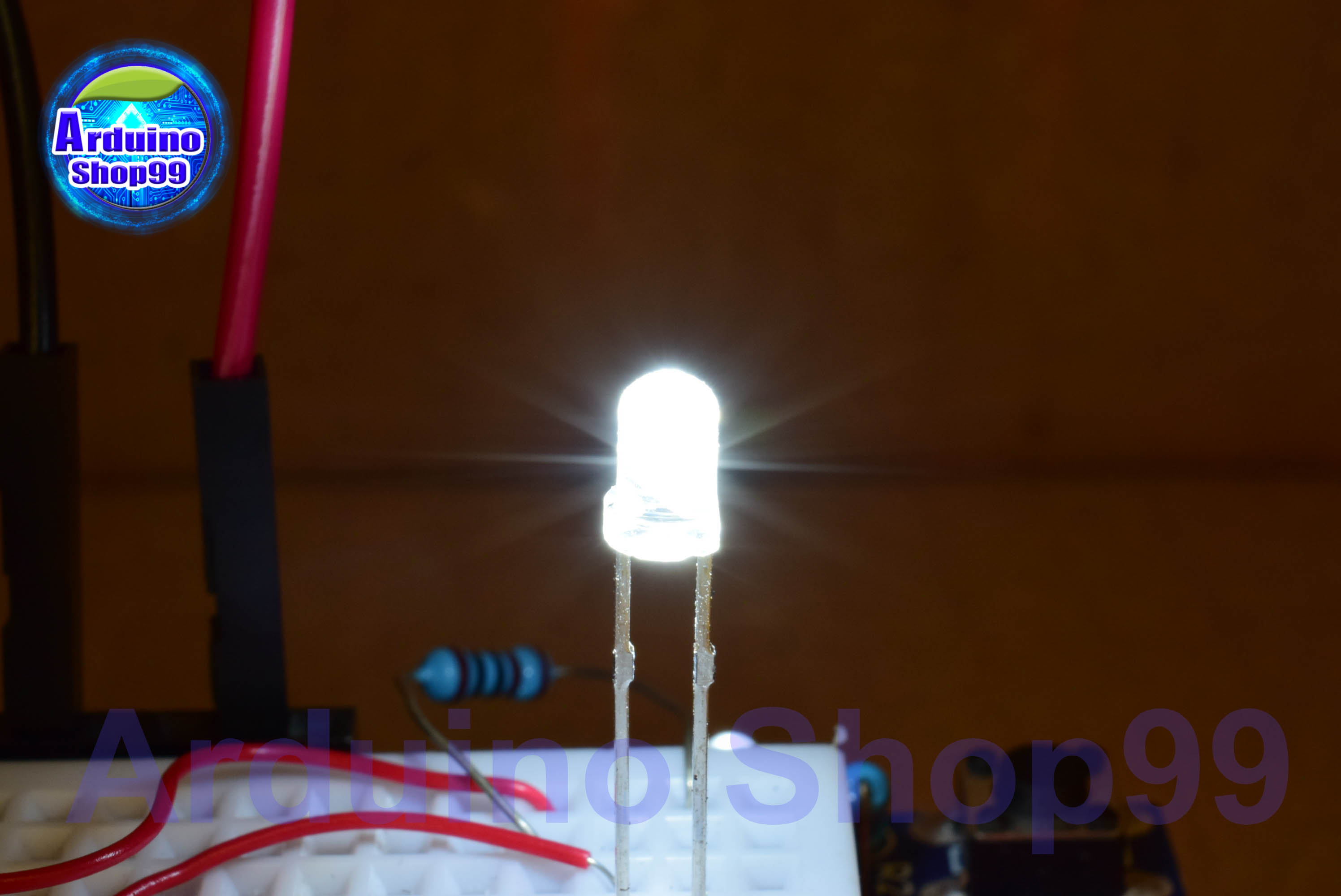 LED 3mm White (สีขาว) 1 ชุด 20 ตัว