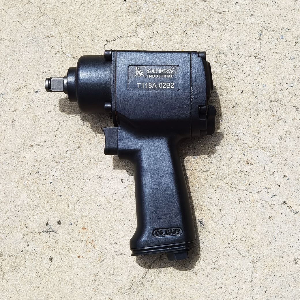 SUMO T118A-02B2 บล็อกลม 1/2" 520Nm ลูกตีคู่