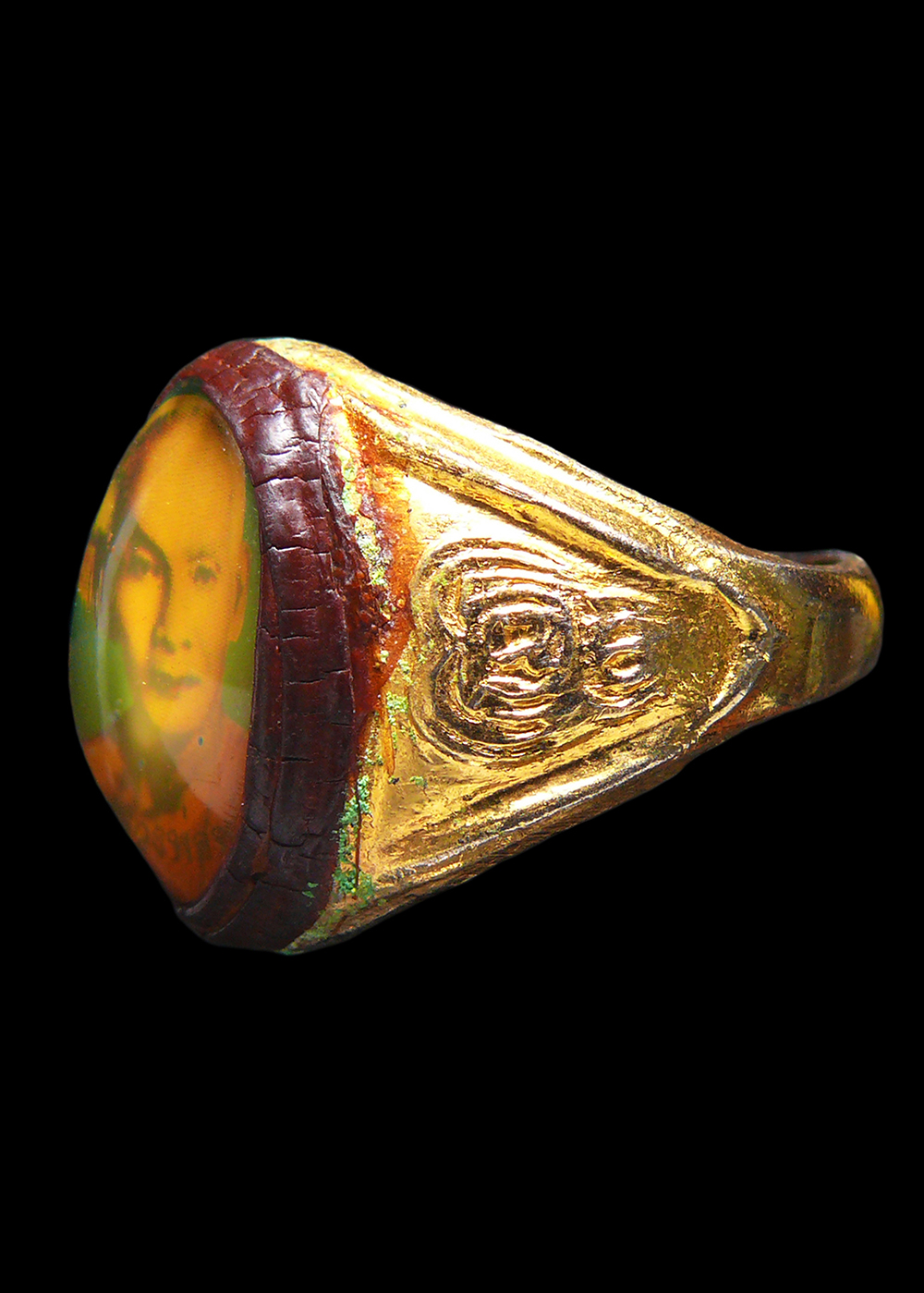 แหวนหลวงพ่อขอม วัดไผ่โรงวัว จ.สุพรรณบุรี สวยเดิมๆหายาก