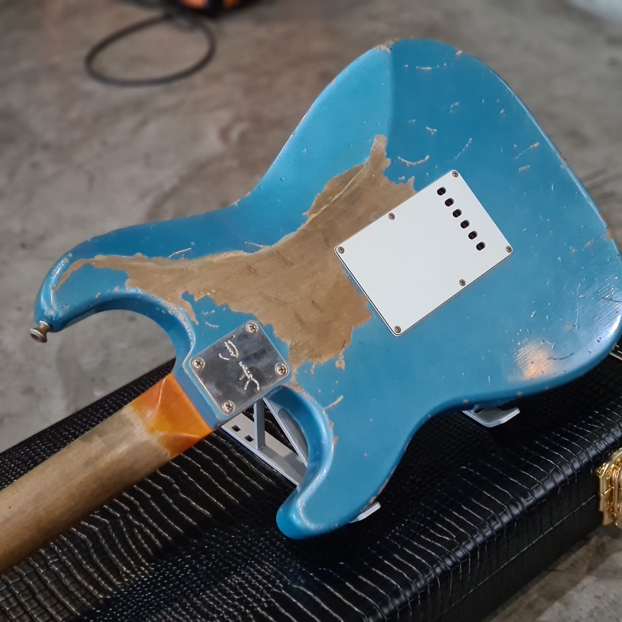 (BRAND NEW) JOHN CRUZ CUSTOM GUITARS - CROSSVILLE ST , GULF BLUE METALLIC OVER SUNBURST "BATTLE AXE" #JC00880522 (2022)