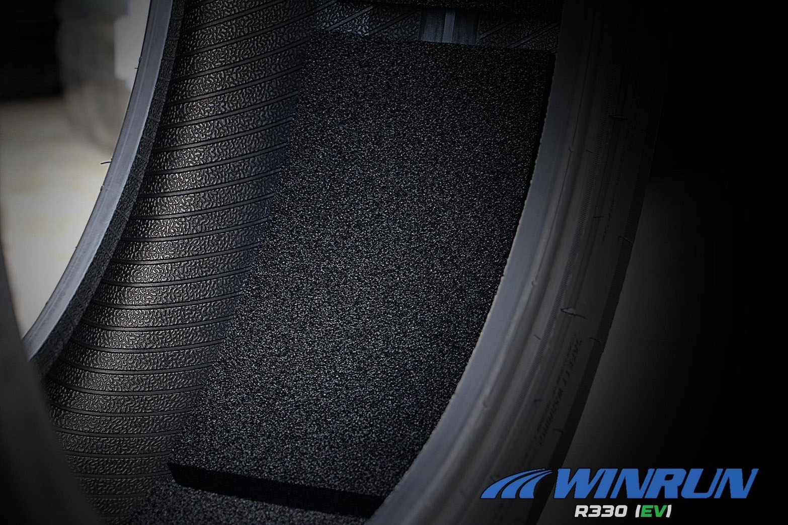 ยาง WINRUN R330 EV W-Silent ขนาด 235-50-18