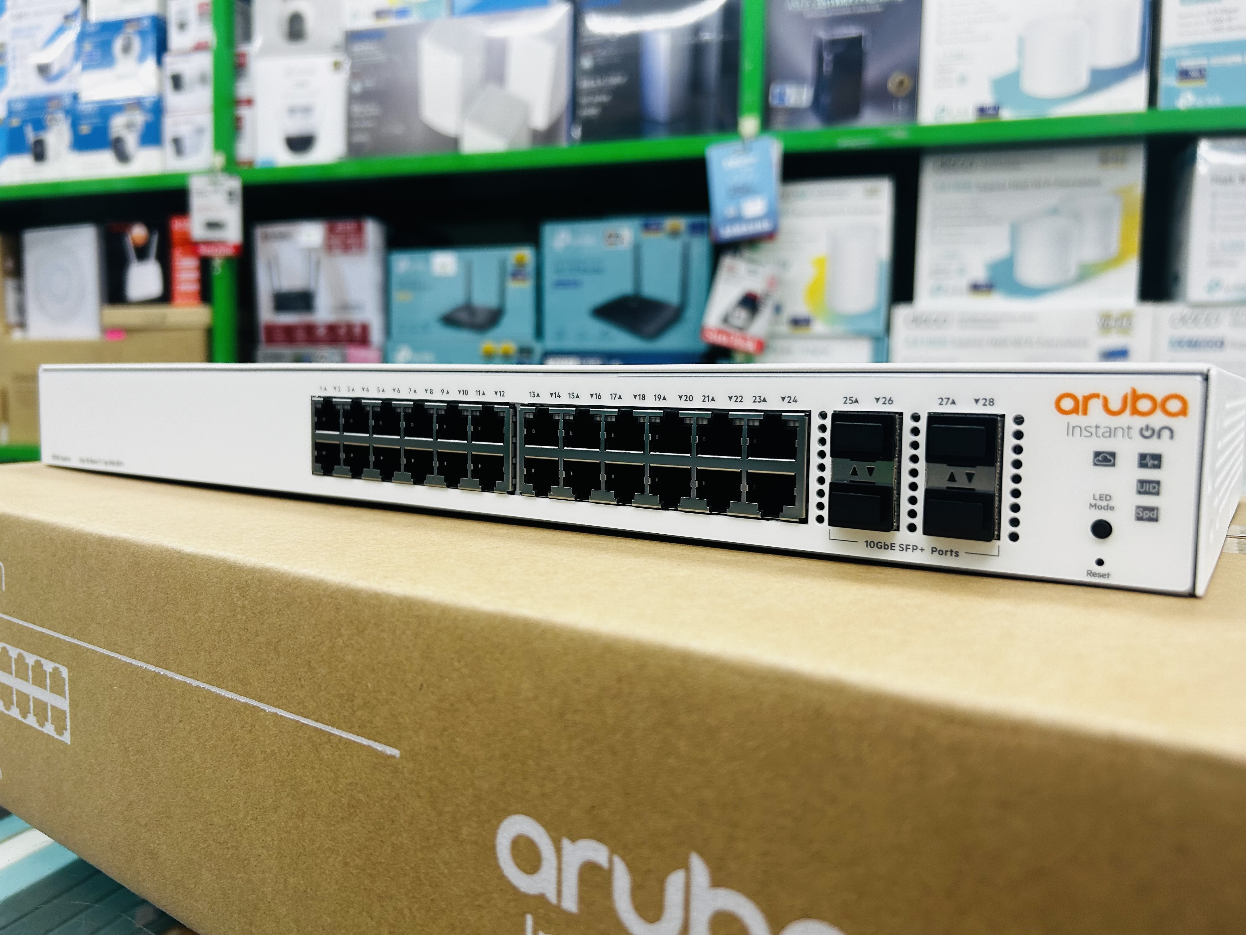 HPE-JL682A Aruba IOn 1930 24G 4SFP+ Switch - zonelink : Inspired